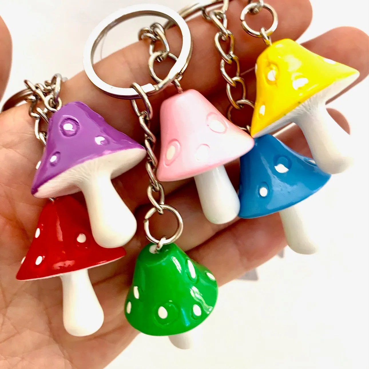 12059 MUSHROOM KEY CHARM-12