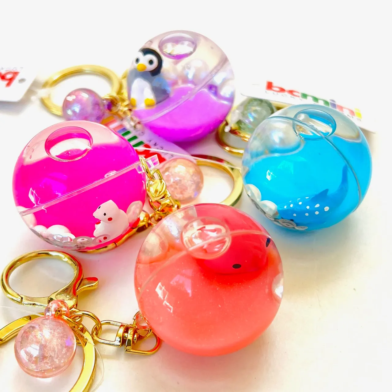 12106 SEA ANIMAL ORB FLOATY KEY CHARM-12