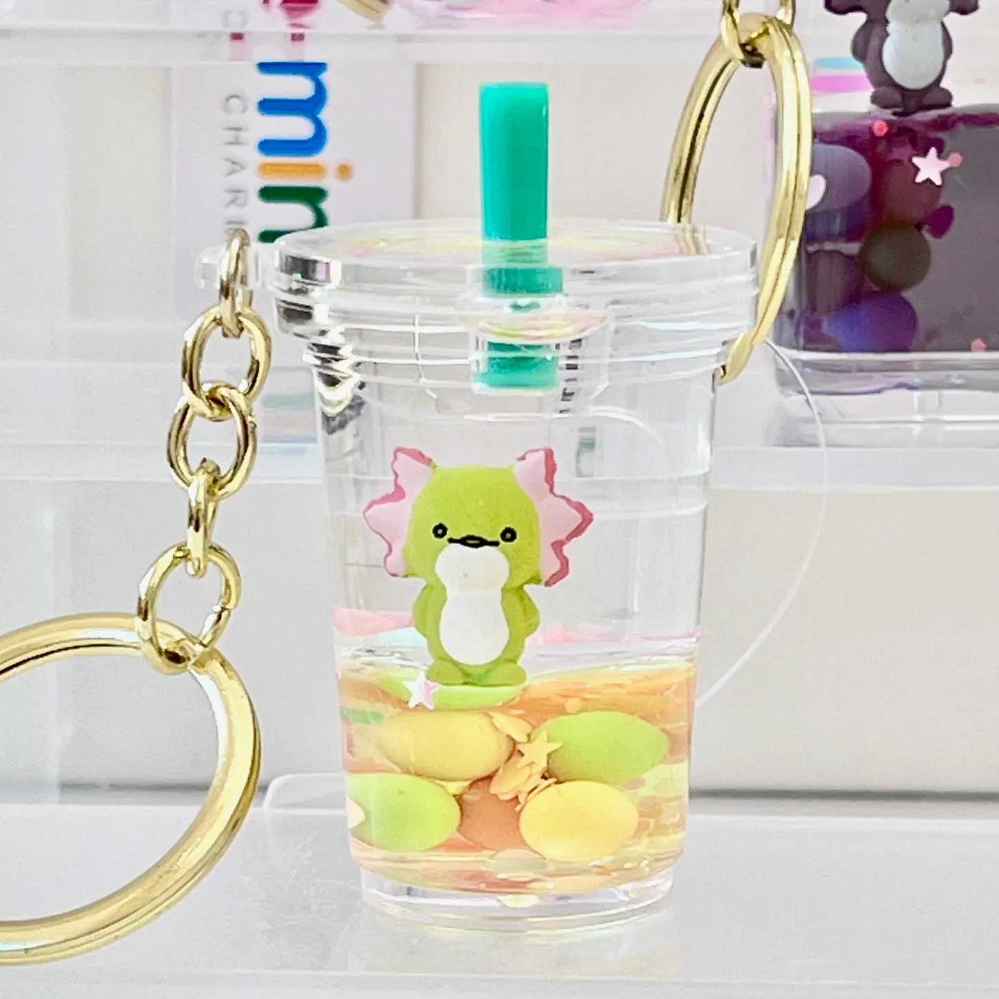 12156 AXOLOTL FLOATY FIGURINE KEY CHARM-12
