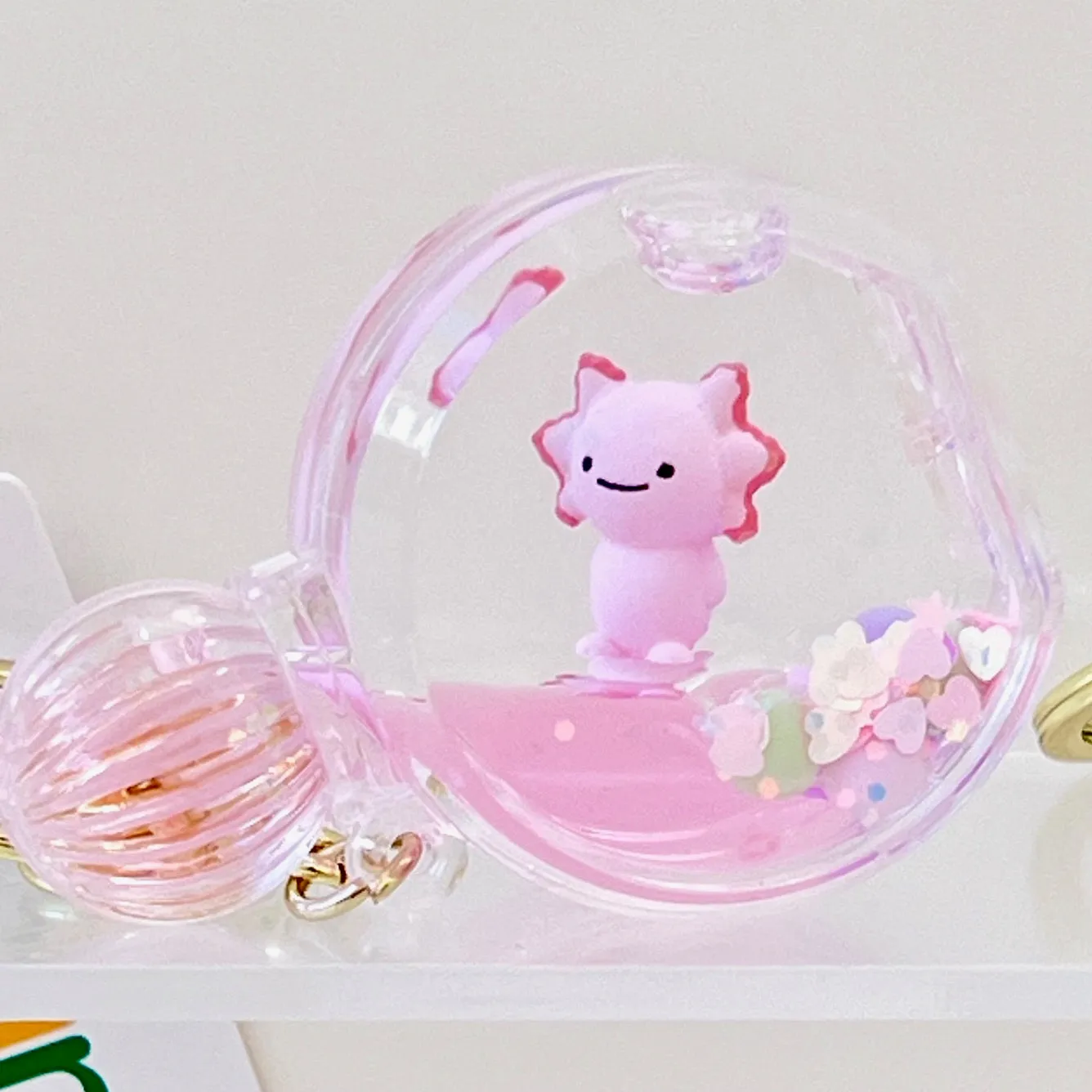 12156 AXOLOTL FLOATY FIGURINE KEY CHARM-12