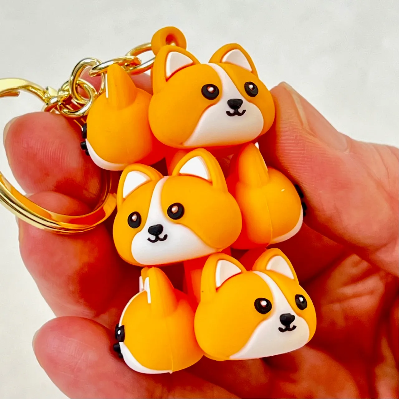 12160 PUPPY DOG FAMILY KEY CHARM-12