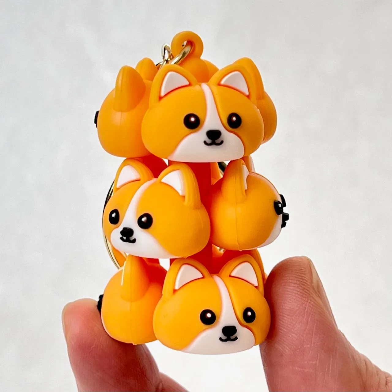 12160 PUPPY DOG FAMILY KEY CHARM-12