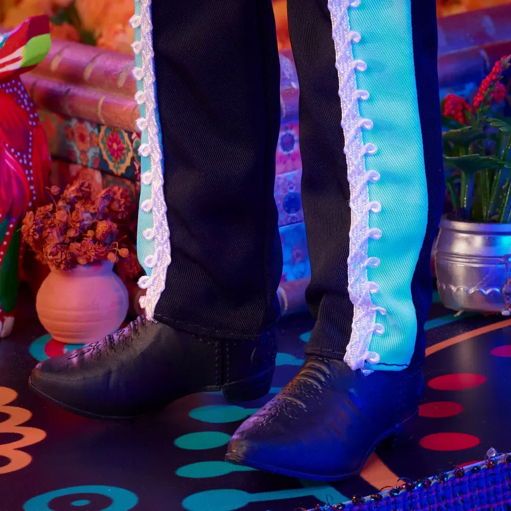 Barbie Dia De Muertos Ken Collector Doll