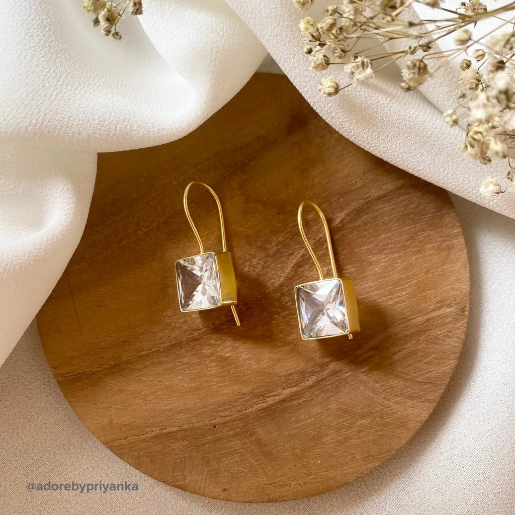 Glossy Square Drops