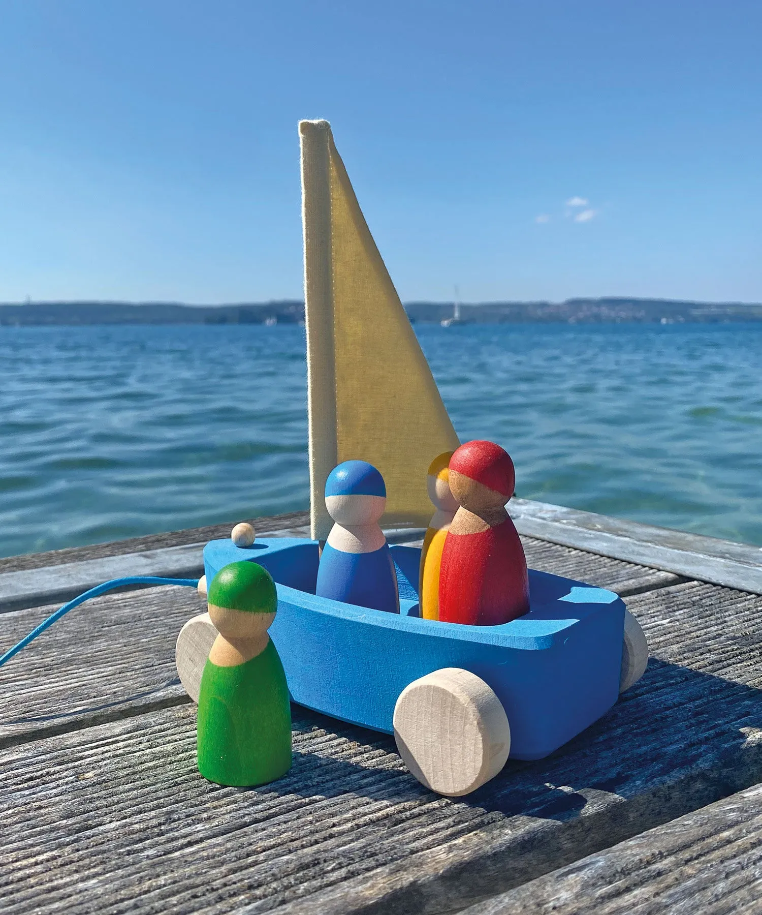 Grimm's Large Land Yacht with 4 Sailors