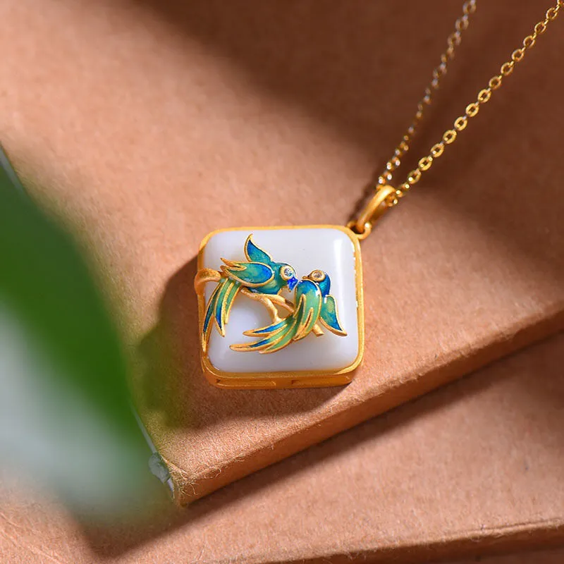 Natural Hetian jade ancient gold craft square enamel porcelain magpie necklace