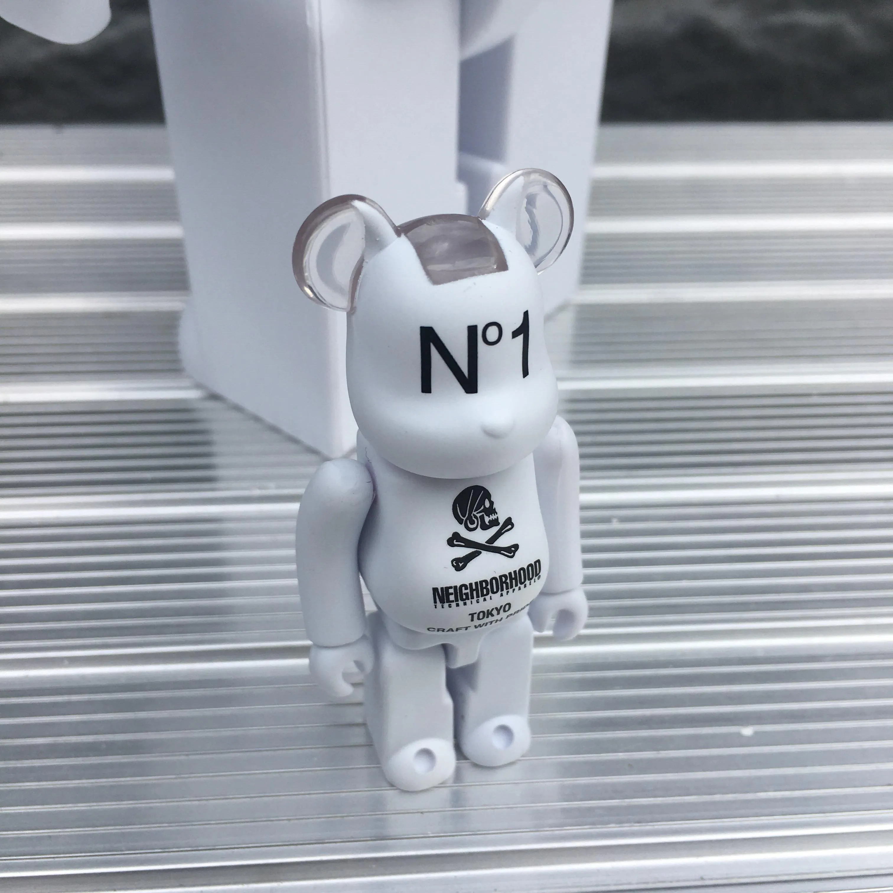 Neighborhood White 100%   400% Bearbrick Set by Medicom Toy x Neighborhood