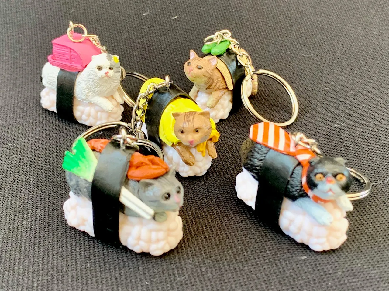 X 12050 SUSHI CAT KEY CHARM-DISCONTINUED